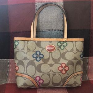multicolor Peyton Signature clover top handle tote